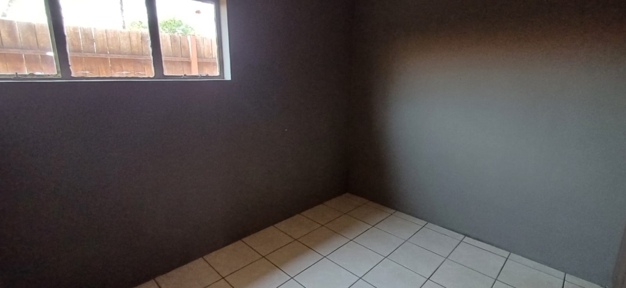 To Let 2 Bedroom Property for Rent in Morelig Free State